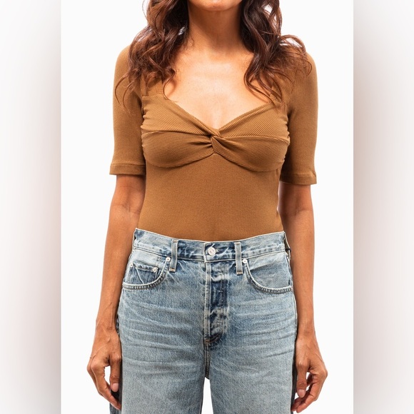 Citizens of Humanity Top Brown Parie Twist Top Size Medium Short Sleeve - Picture 1 of 15